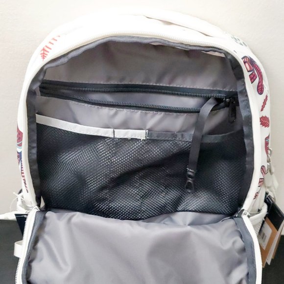 THE NORTH FACE WOMEN'S JESTER BACKPACK - Picture 6 of 9